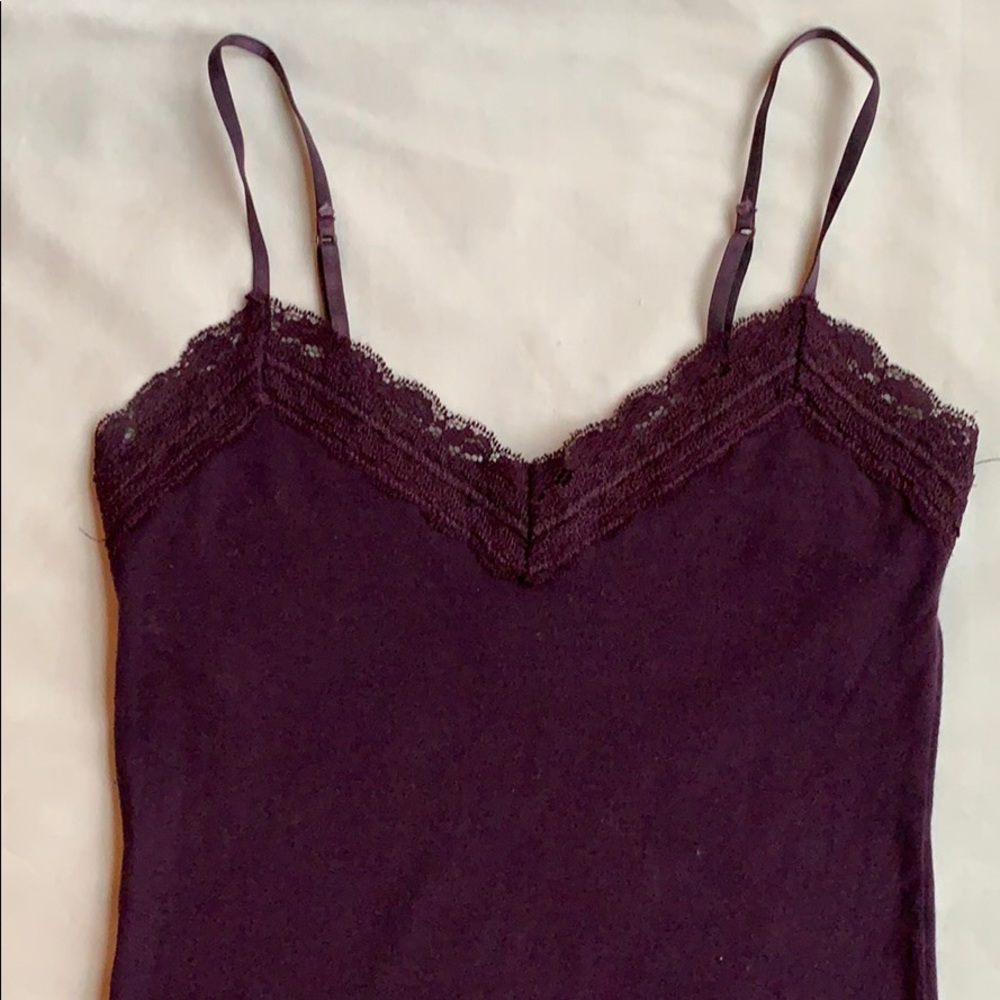American Eagle 🦅 camisole with lace trim